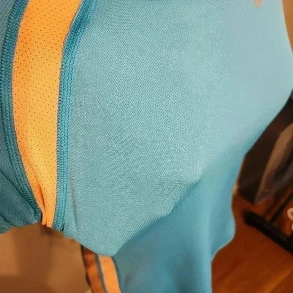 Nike dry fit shirt, size M - Picture 3 of 8